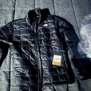 Men's NorthFace Thermoball Eco 2.0 Jacket (MEDIUM)